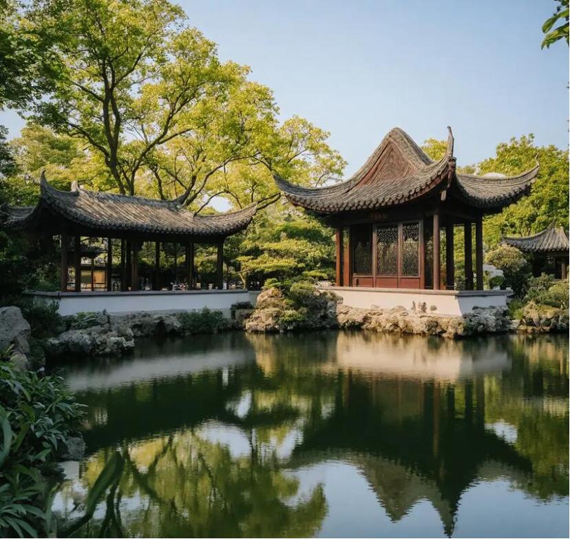 抚顺顺城雨珍餐饮有限公司